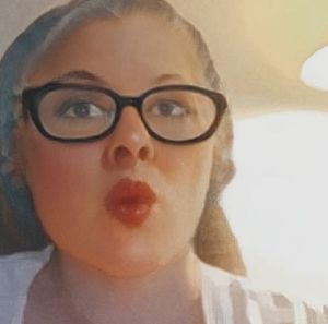 Meet your Posher, Carrie